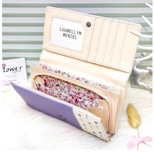 "Card Trifold Clutch Wallet – Transparent Crossbody Clutch with Adjustable Strap & Secure Closure"